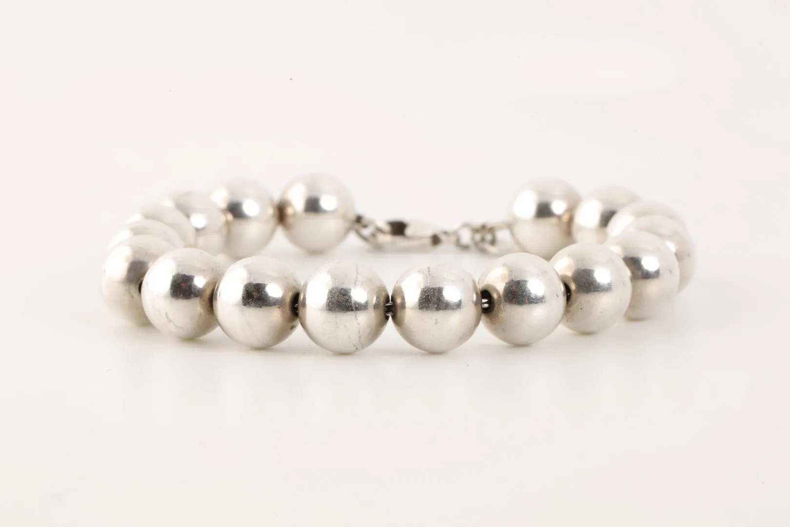 7" Tiffany & Co. 925 Silver Hardwear Ball Bracelet (17.95g.)