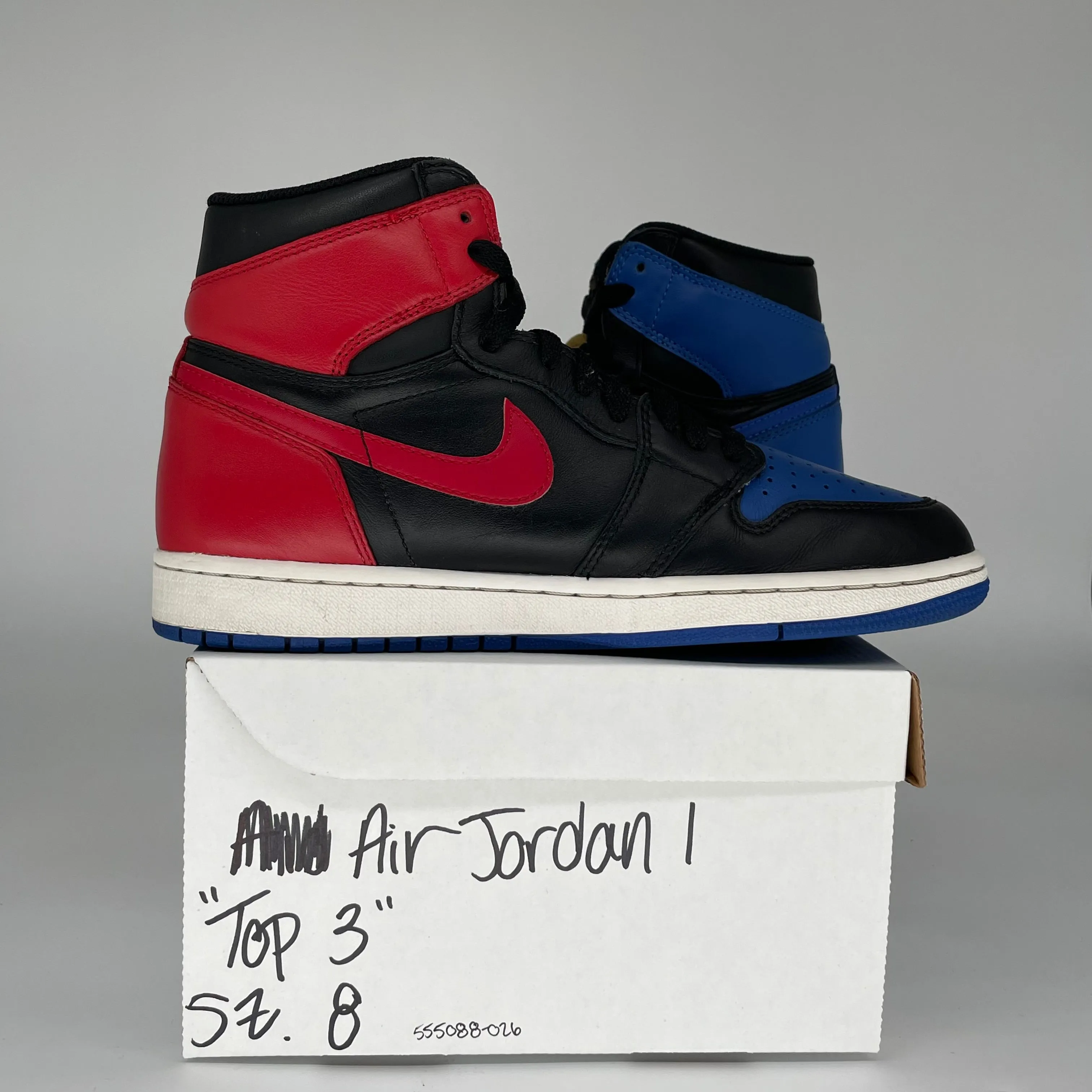 AIR JORDAN 1 TOP 3 SIZE 8 555088-026