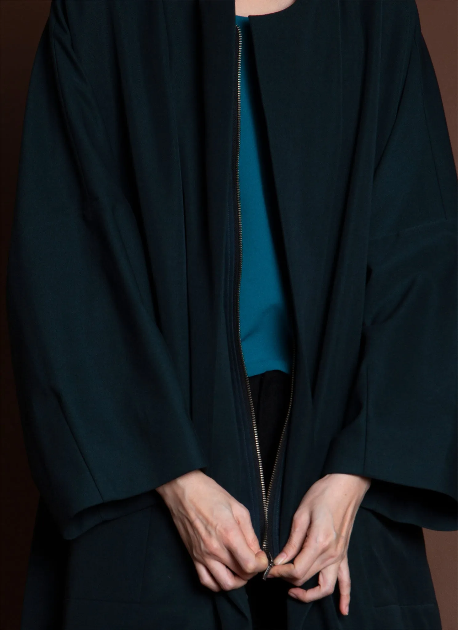 Arum Dropped Sleeve Long Zipper Coat - Forest Green/Blue