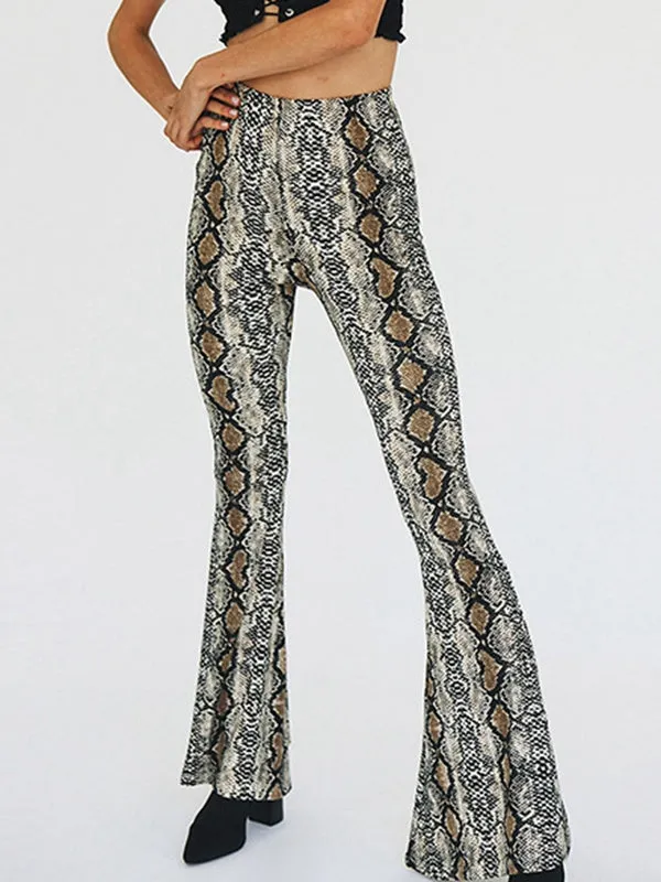 ASUWA Female Snake Print Scrunch Bum Flare Leggings