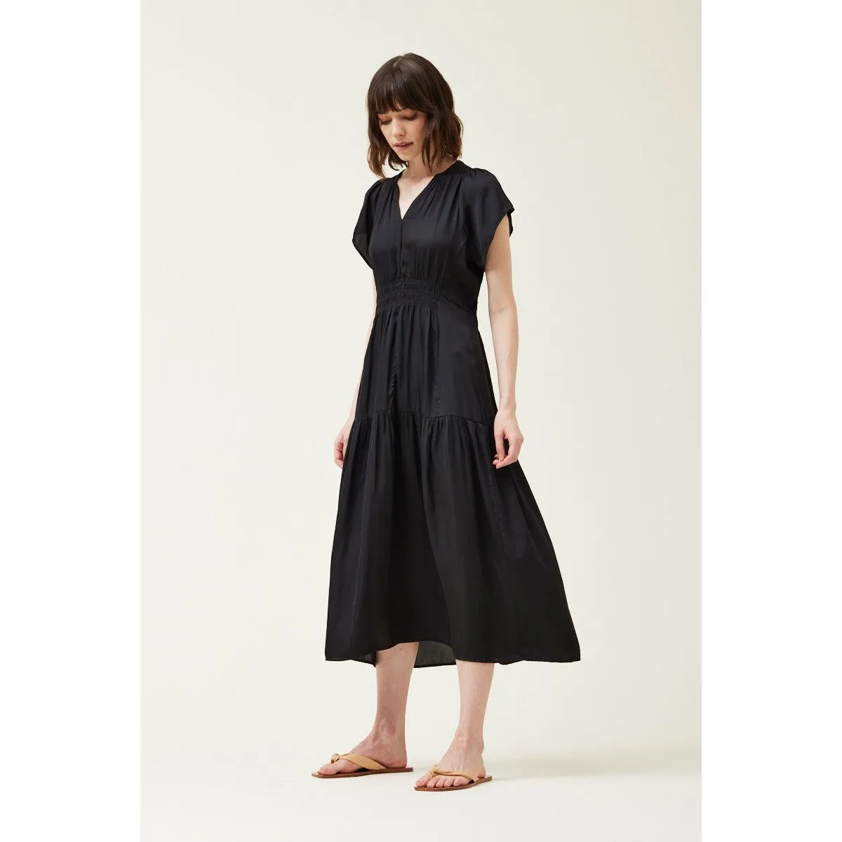 Ava Grade and Gather Black Midi Dress