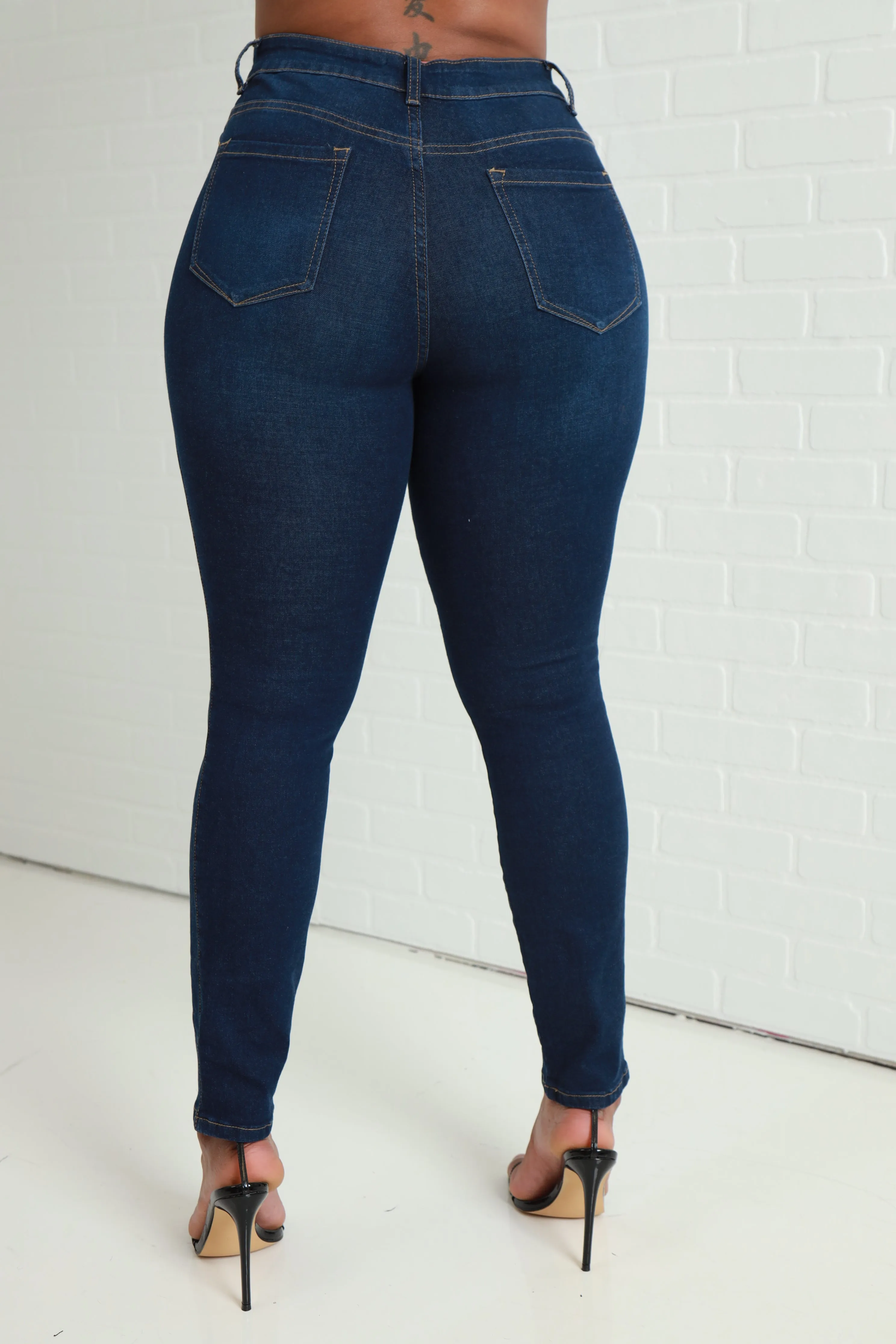 Been Awhile Hourglass High Rise Stretchy Jeans - Dark Wash