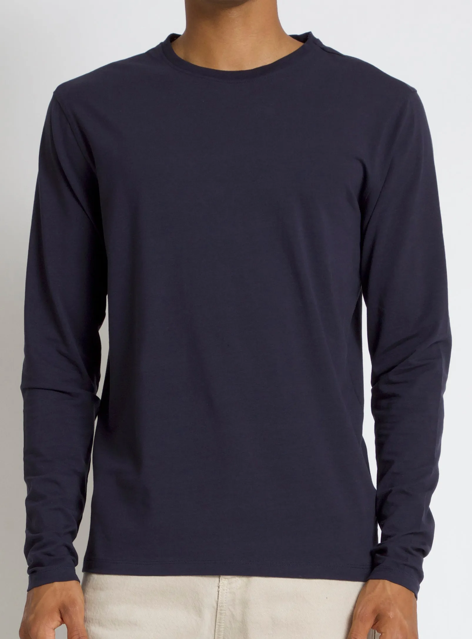 BEL | Stretch Organic long sleeve basic Crewneck || BEL | Ras du cou stretch basique bio à manches longues