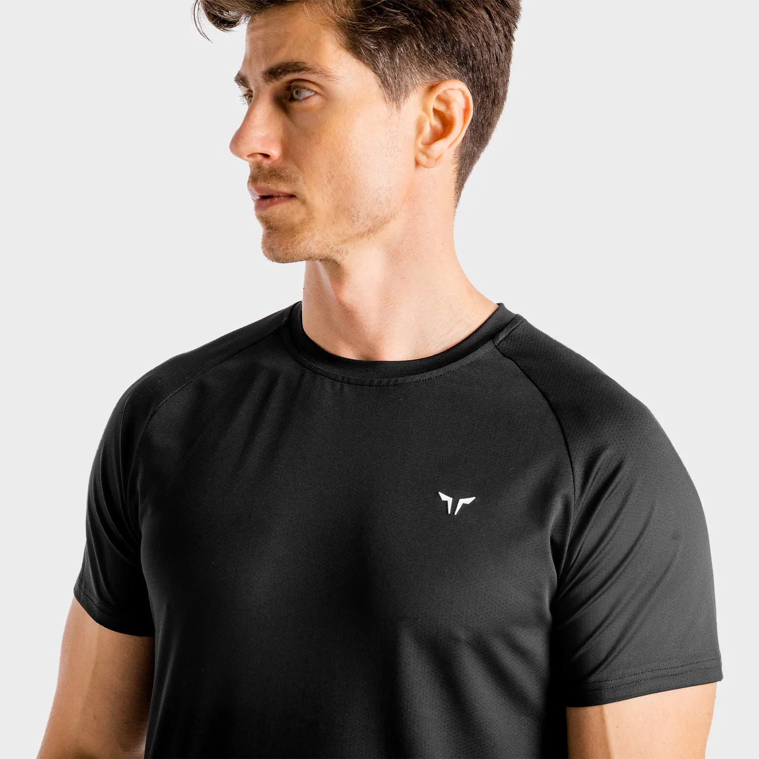 Core Mesh Tee - Onyx