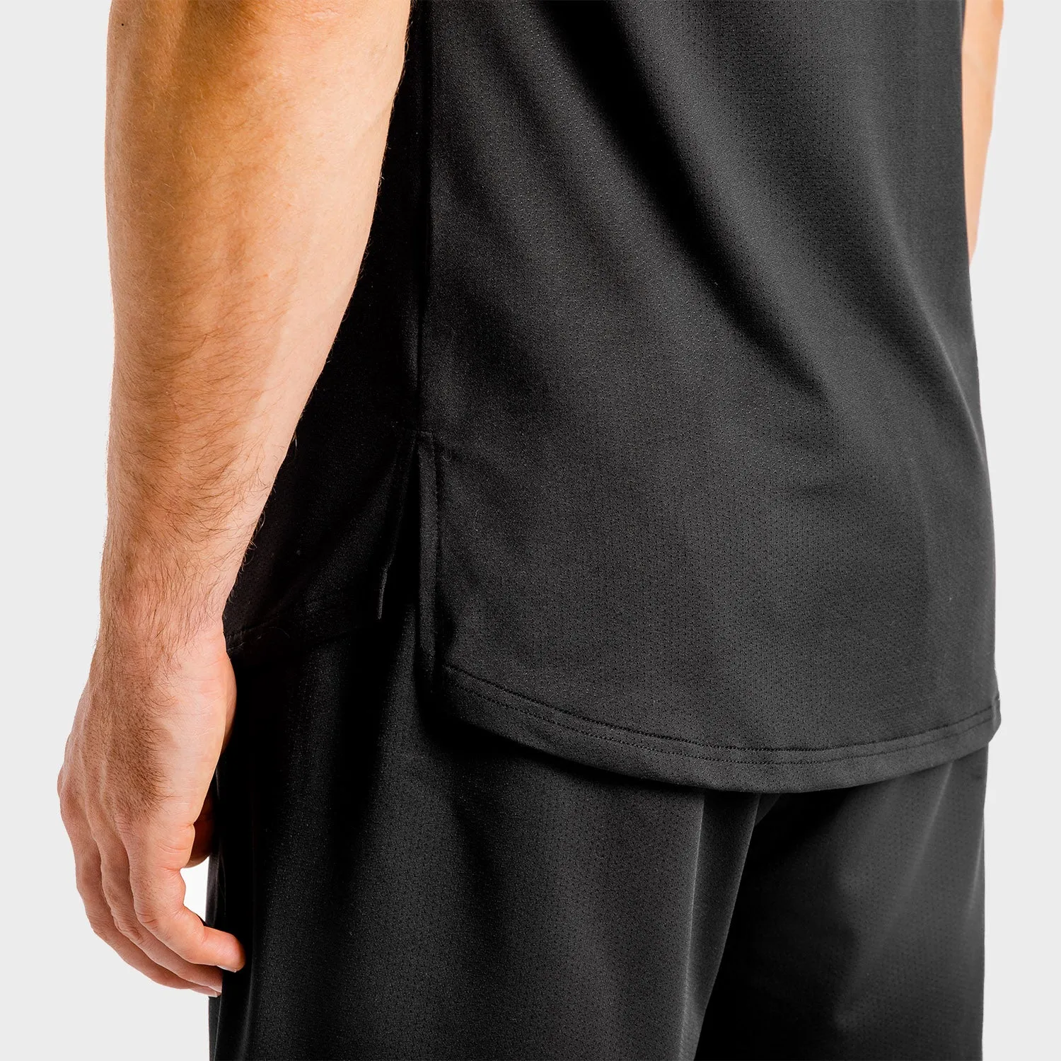 Core Mesh Tee - Onyx