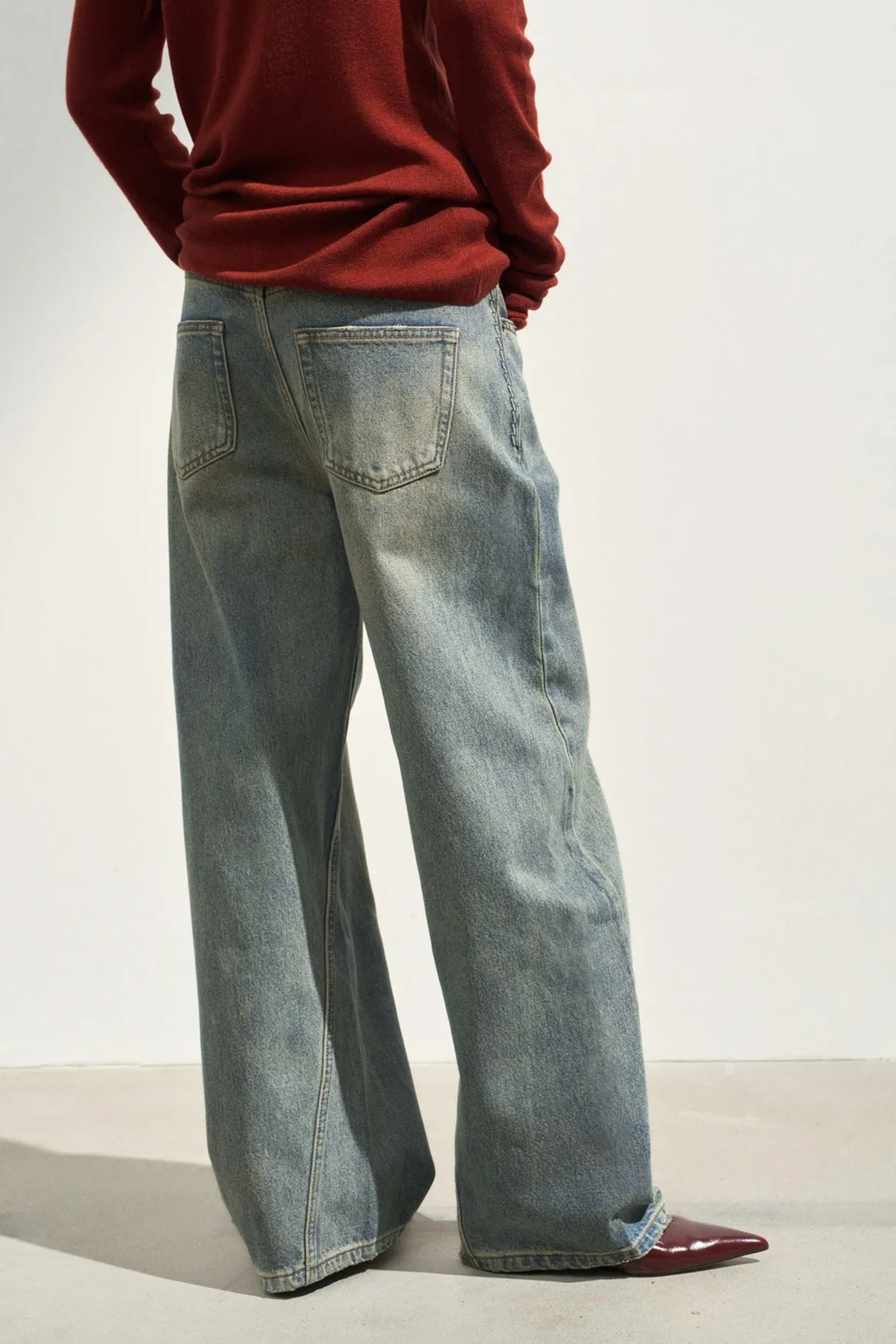 Cotton blend retro-style curved shape jeans | 2 color