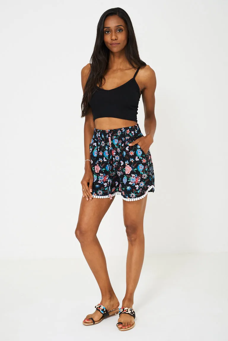 Crochet Detail Floral Shorts