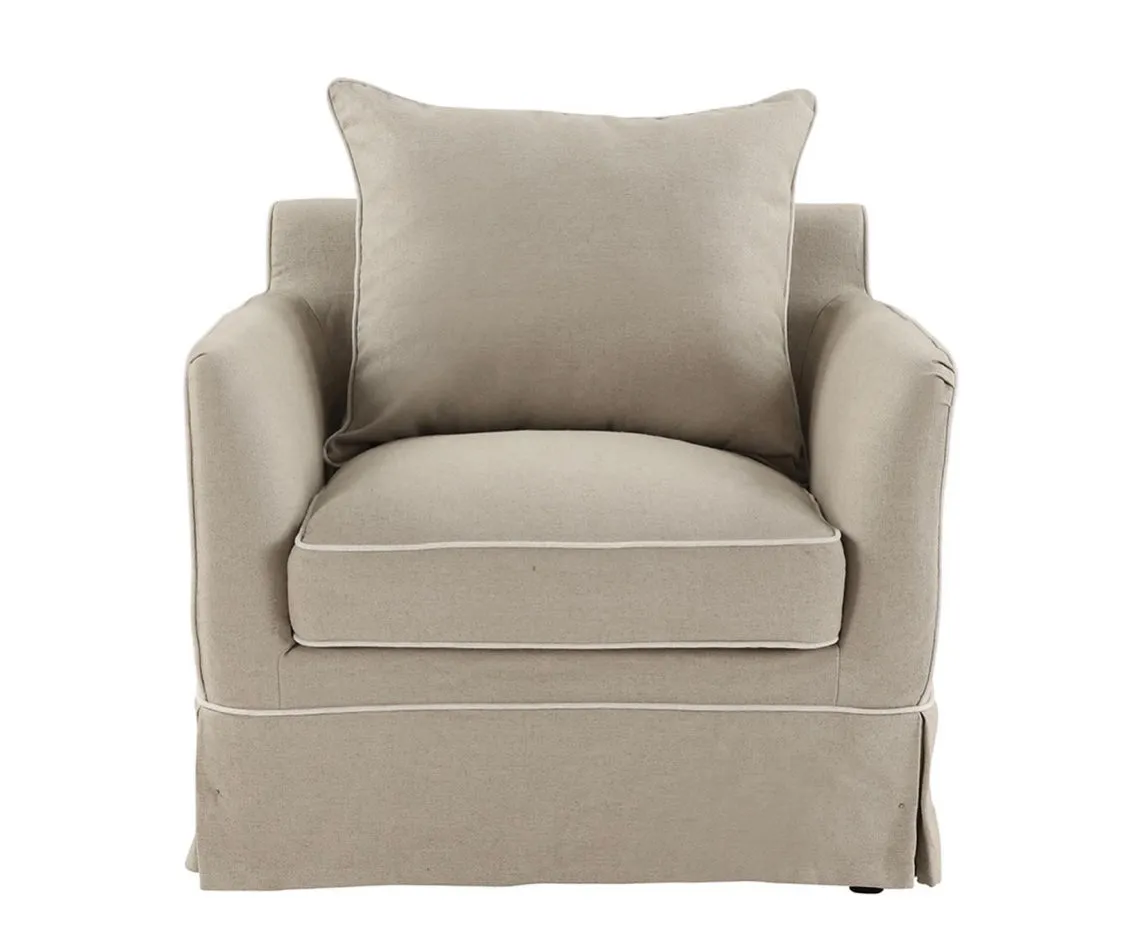 East Hampton Armchair Natural white piping