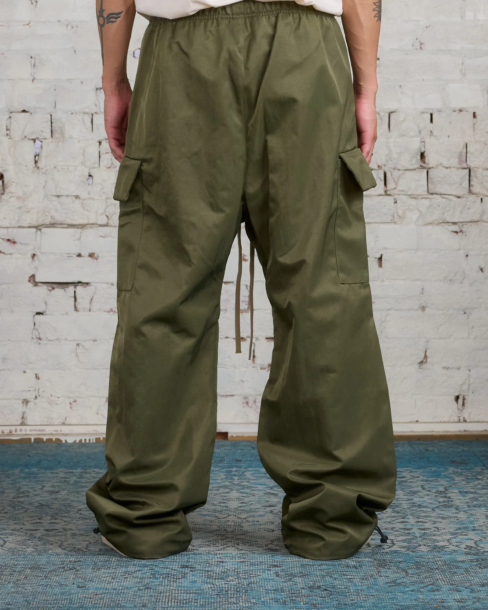 Fear of God Essentials Textured Nylon Field Pant Military