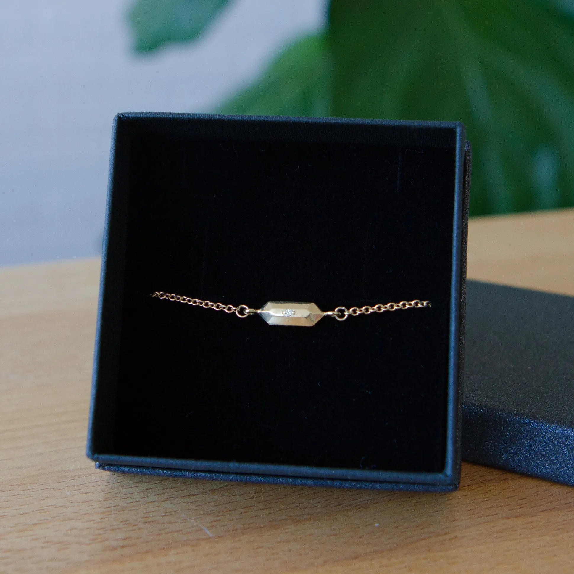 Fragment Chain Bracelet with Diamond in Gold