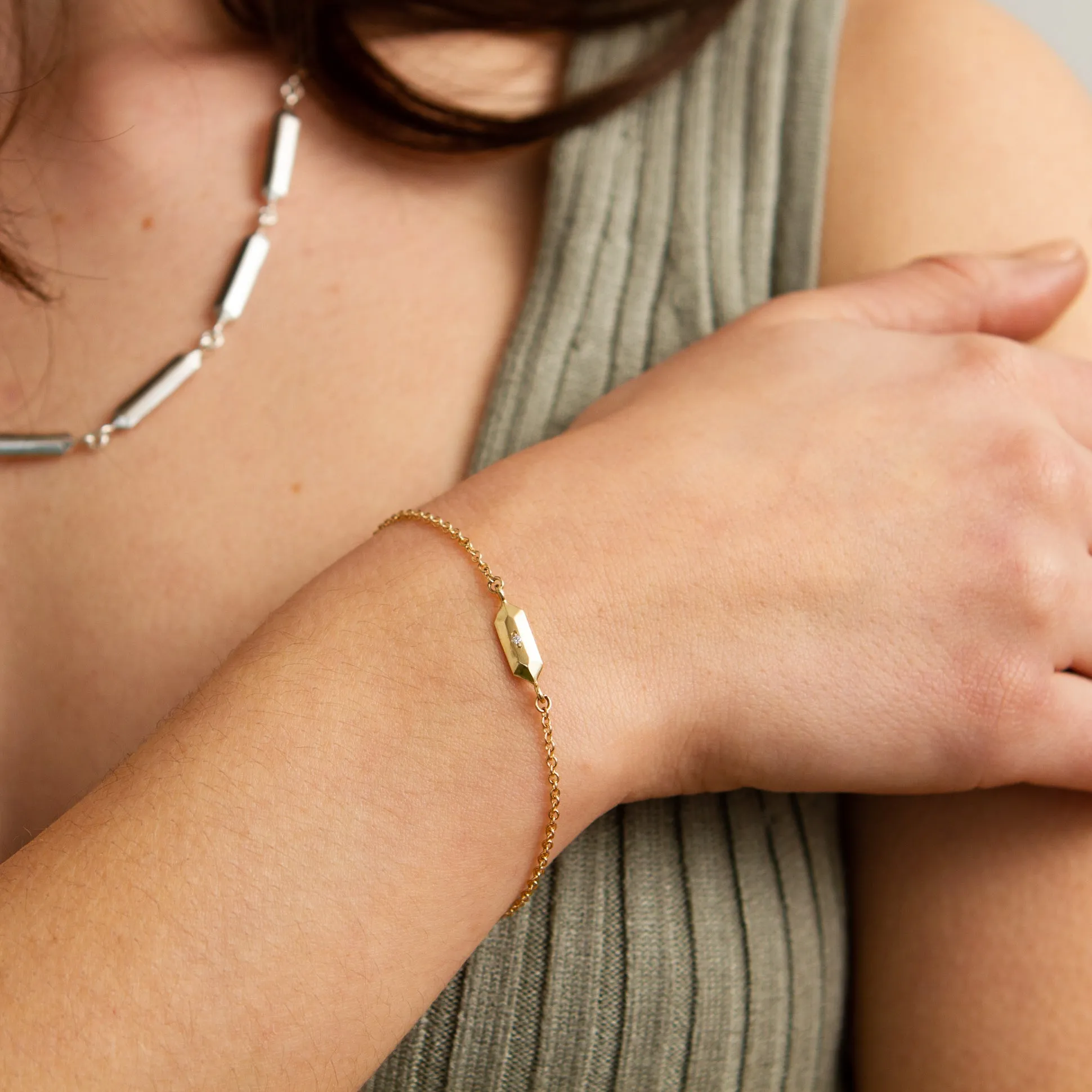 Fragment Chain Bracelet with Diamond in Gold