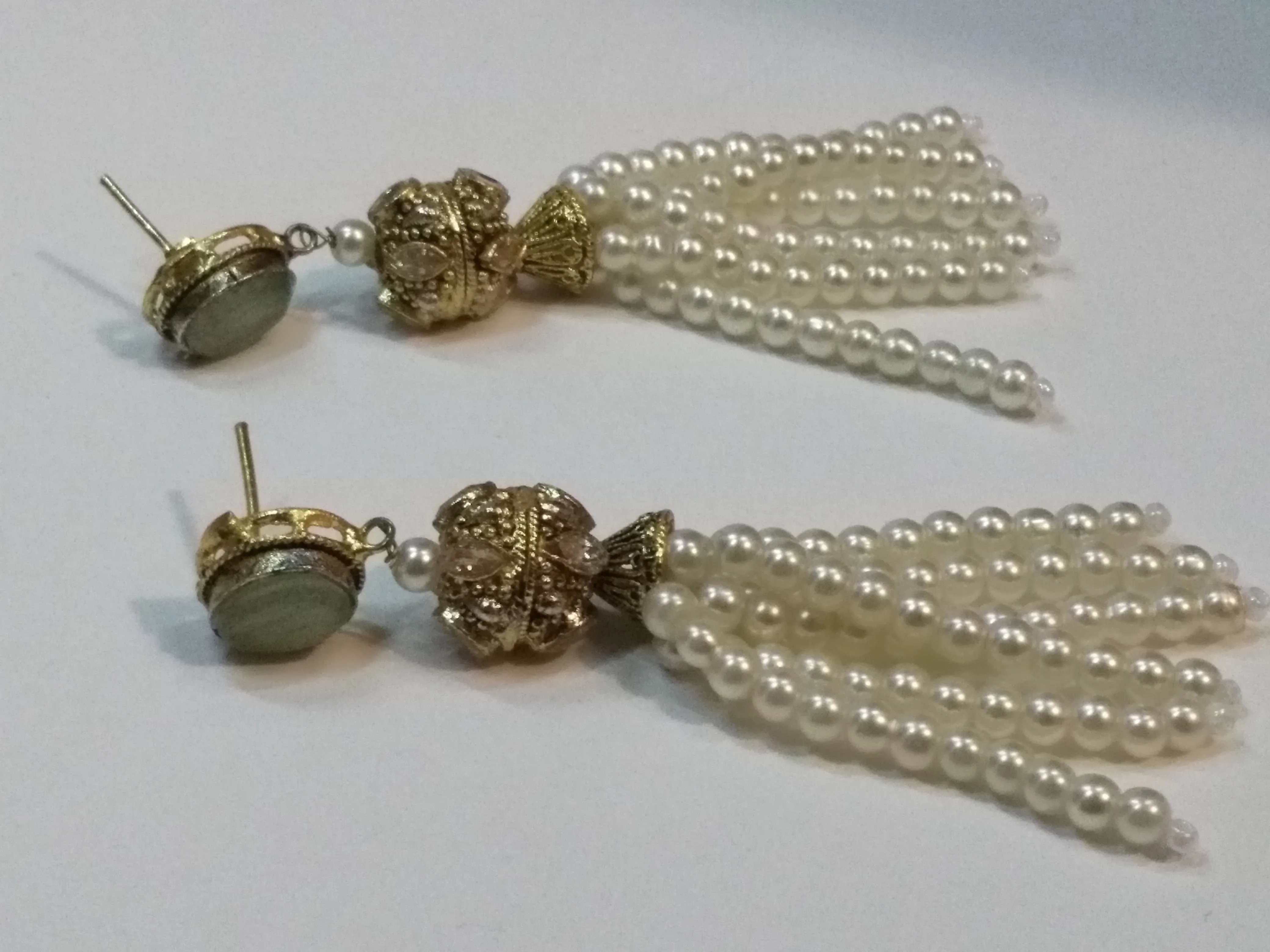 Jelly Fish Style White colored pearls dangle earrings