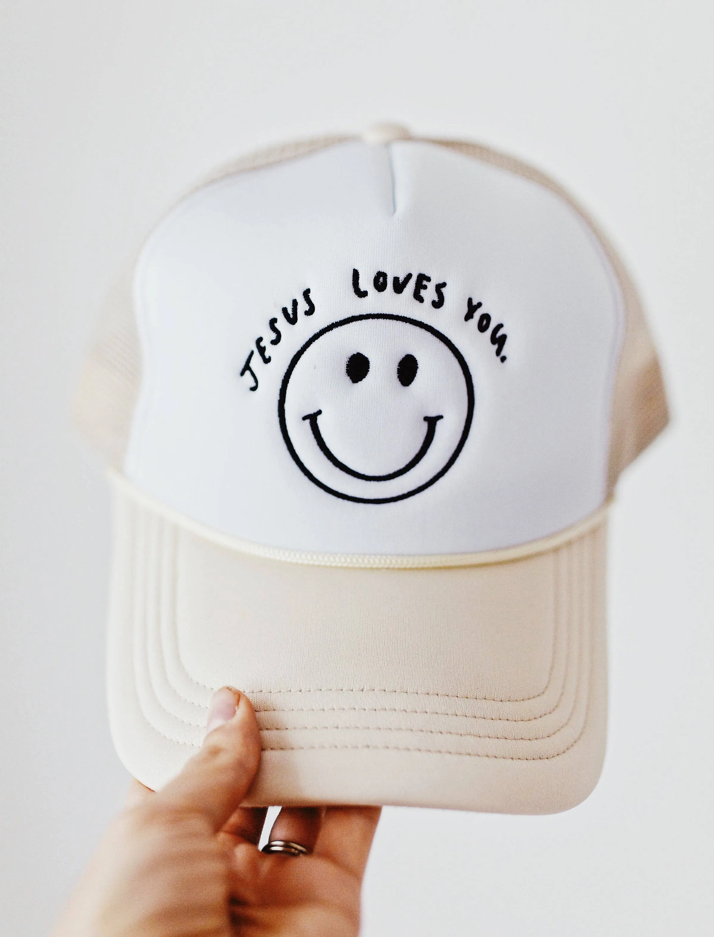 "Jesus loves you" Hat