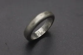 Silver Ring with Infused Cremation Ash for Pet Remembrance