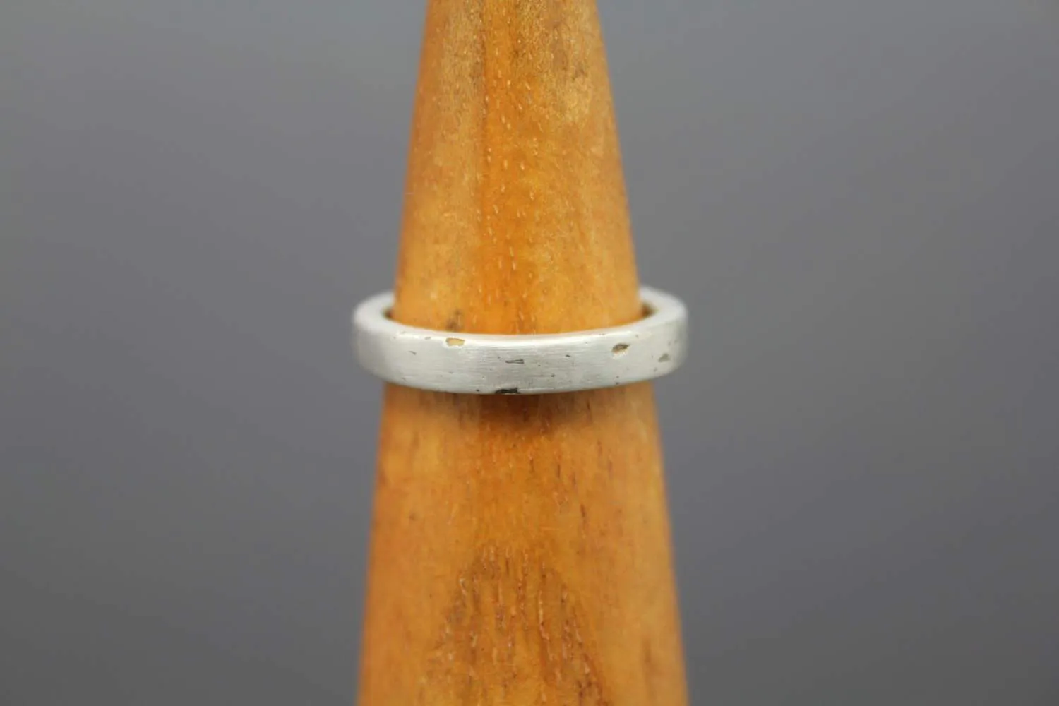 Silver Ring with Infused Cremation Ash for Pet Remembrance