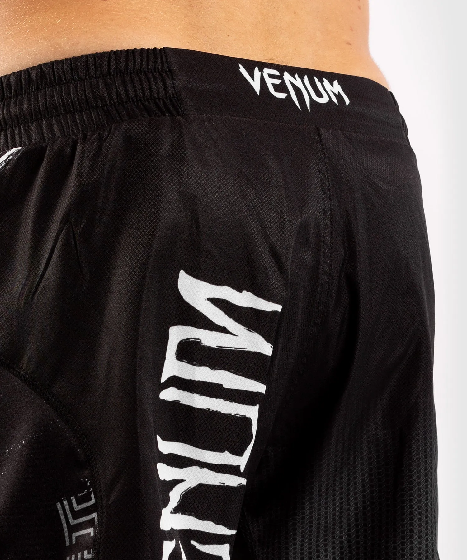 Venum GLDTR 4.0 Fightshorts