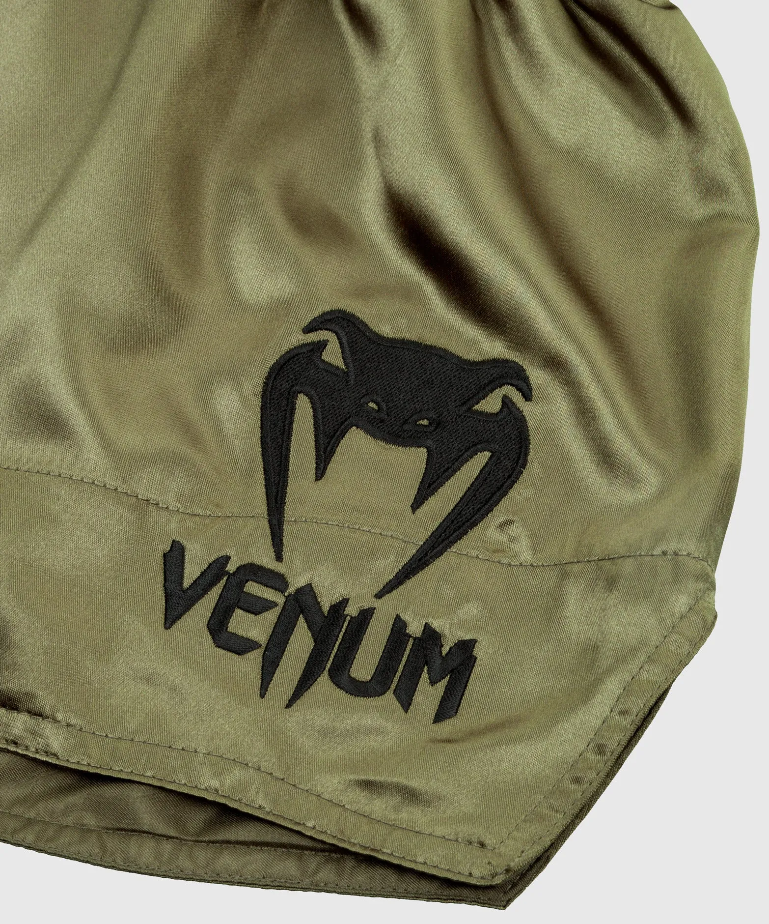 Venum Muay Thai Shorts Classic - Khaki/Black